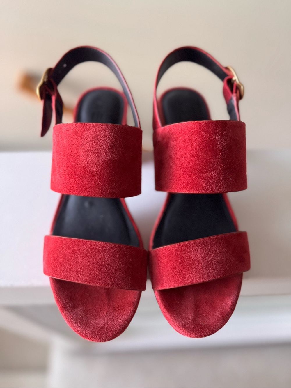 Women’s Aerosoles Camera Platform Ruby Red Suede Double-Band Ankle Strap Sandals